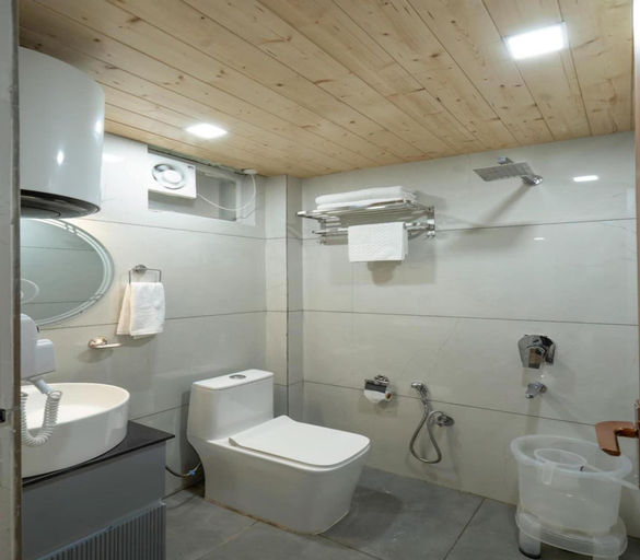 Bathroom 3, Excel Hotels & Resorts Mall Road Nainital, Nainital