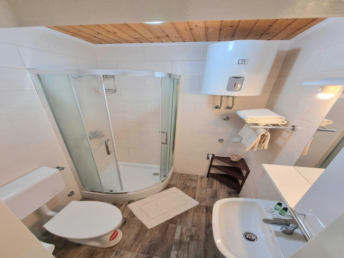 Bathroom 2, Studio Heart of The Town - A2, Dubrovnik