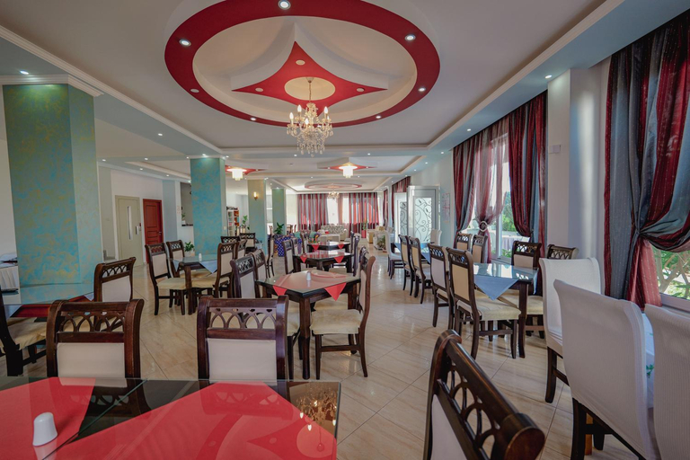 Food & Drinks 5, Hotel Divo Palace, Sarandës