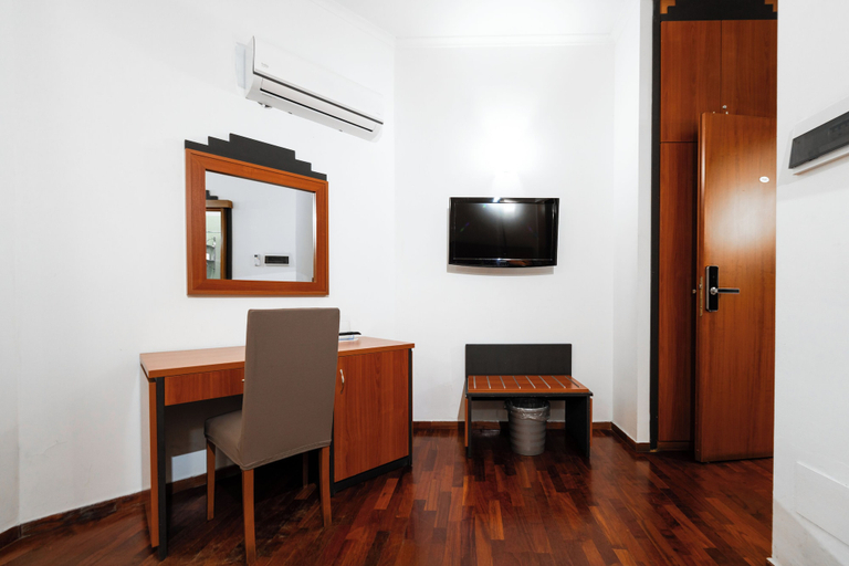 Others 5, Hotel City Center, Palermo