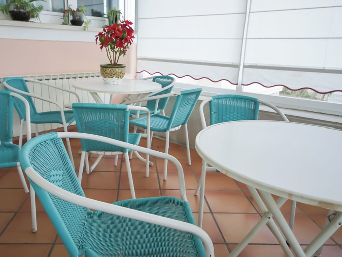 Others 5, El Espino Albar - Self Check-in, Cantabria