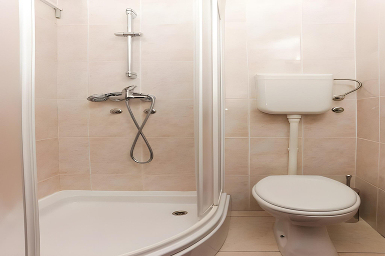 Bathroom 5, Villa Celenca - Two Bedroom Apartment with Balcony and Sea View - A3, Dubrovnik
