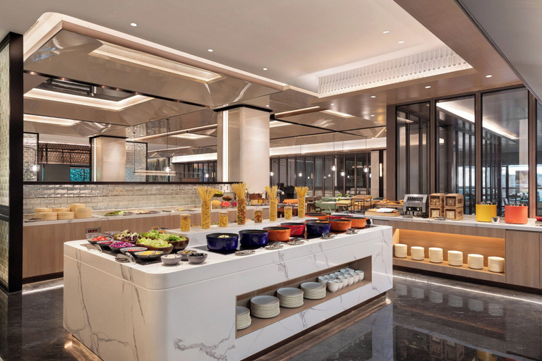 Food & Drinks 5, Holiday Inn Hotel & Suites Shanghai Changfeng by IHG, Shanghai