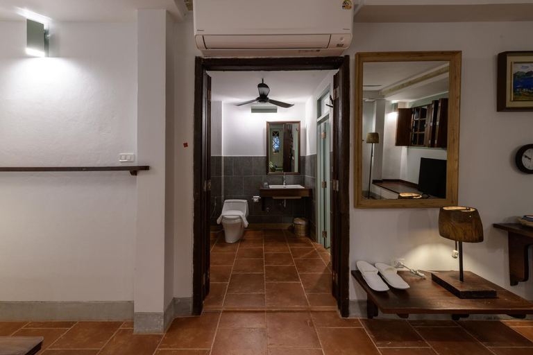 Bathroom 3, Villa Pateh, Sikao