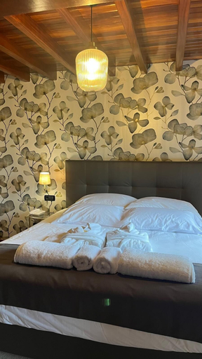 Room 4, Pazo de Adrán, A Coruña
