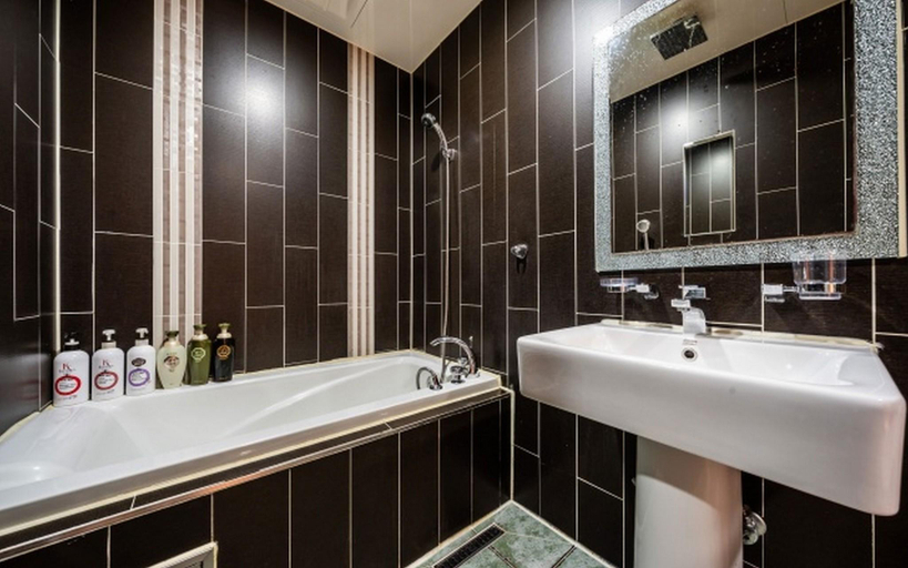 Bathroom 5, Suwon Ingyedong THE Blixx, Suwon