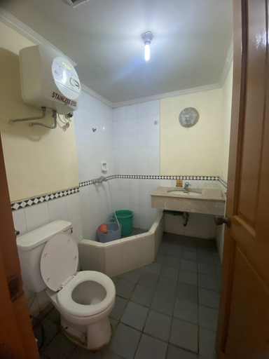 Bathroom 5, Villa Penginapan Carita, Serang