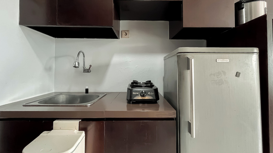 Private kitchen 5, Homey Studio At Sahid Metropolitan Apartment, Jakarta Selatan