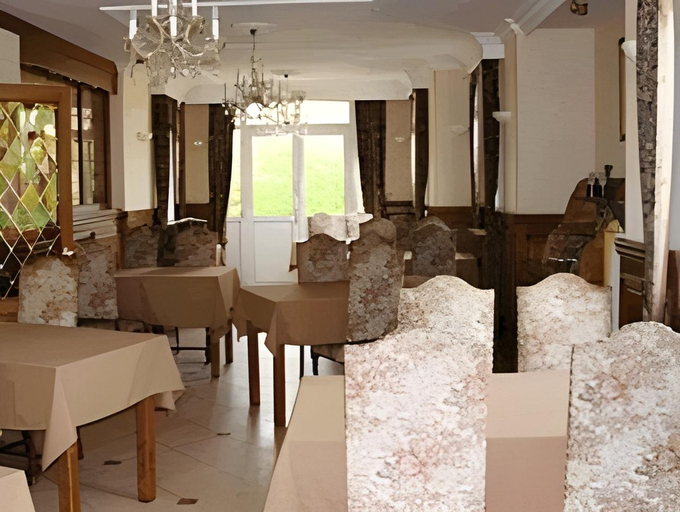 Food & Drinks 5, Logis Hotel & Restaurant - Le Chateau Des Tourelles 3 etoiles, Pas-de-Calais