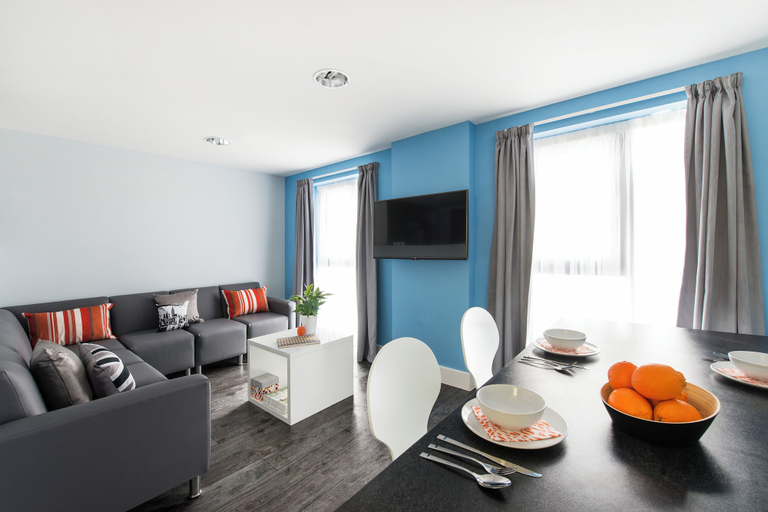 Shared kitchen facilities, Student Only The Courtrooms, Bristol