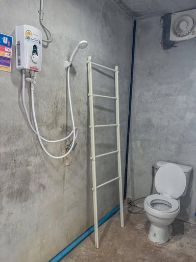 Bathroom, Rai Saeng Tawan @Phu Thap Buek, Dan Sai