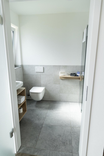 Bathroom 5, Albhotel Bahnhofle, Alb-Donau-Kreis