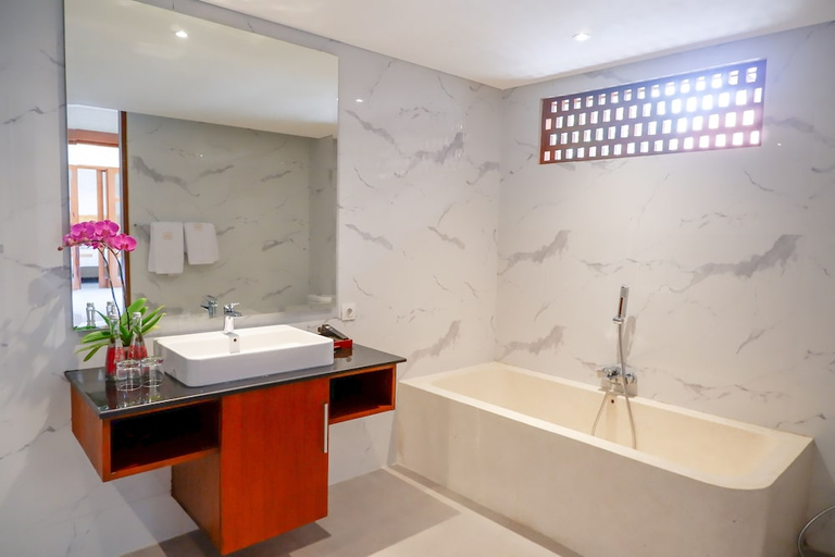 Bathroom 4, Kutus Kutus Mas Ubud Villa, Gianyar