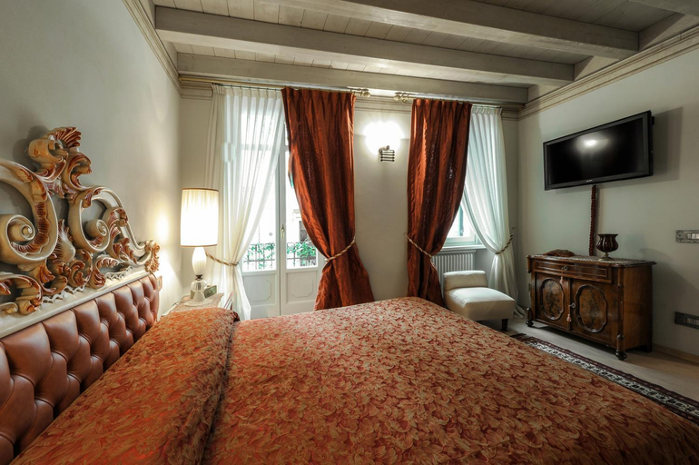 Bedroom 3, La Corte di Giulietta Exclusive Suites, Verona