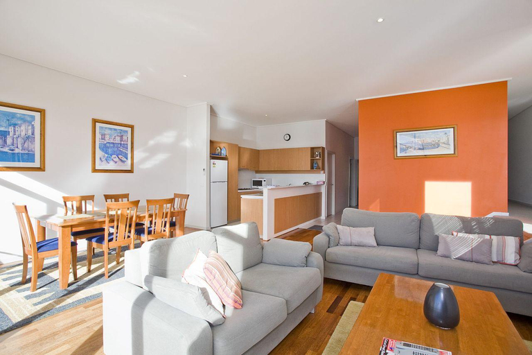 Others 5, Apartment 35 Pacific Apartments, Surf Coast - West