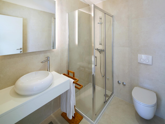 Bathroom 3, Charming Villa with Pool, Bilice