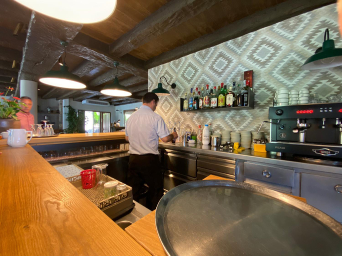 Food & Drinks 4, El Serrat De Tregura, Girona