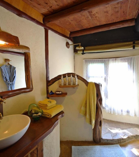 Room 2, Saruni Mara, Narok West