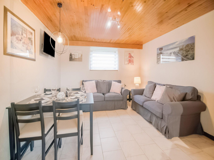 Others 4, Cottage in Vaux-sur-Sure with garden, Luxembourg