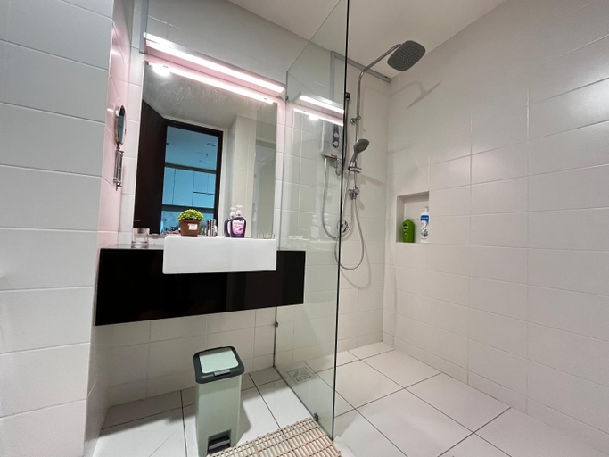 Bathroom 4, Comfy Trefoil Studio-Walk to Setia City Mall/SCCC, Shah Alam