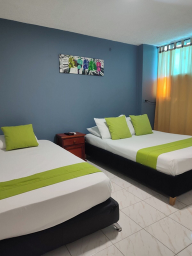 Others 5, Hotel Boston Superior, Barranquilla