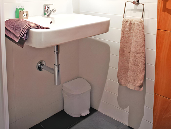 Bathroom 2, Bo&Co Apartments, Barcelona