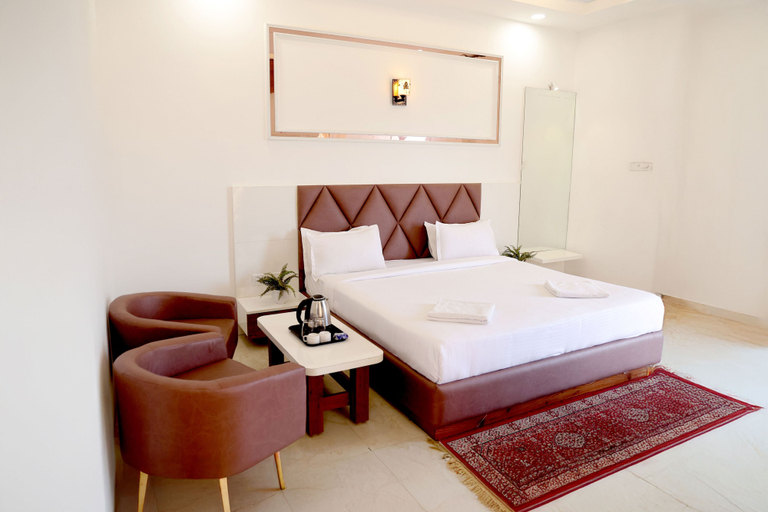 Bedroom 3, Hotel Nainas Palace, Ujjain