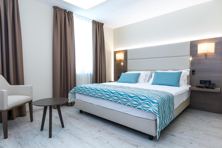 Bedroom 3, Hotel Petrcane, Zadar
