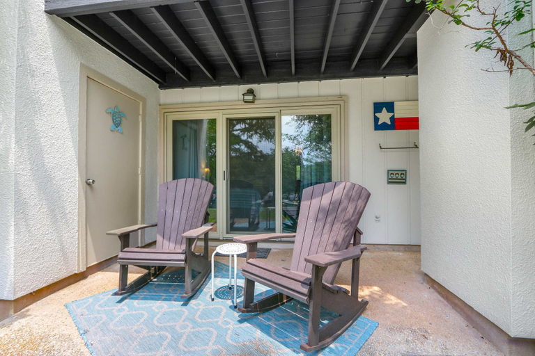 Others 5, Charming Lakeside Condo - Moments to Lake Fun, Comal