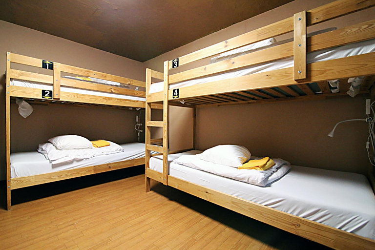 Bedroom 2, Tokyo House Inn, Shinjuku