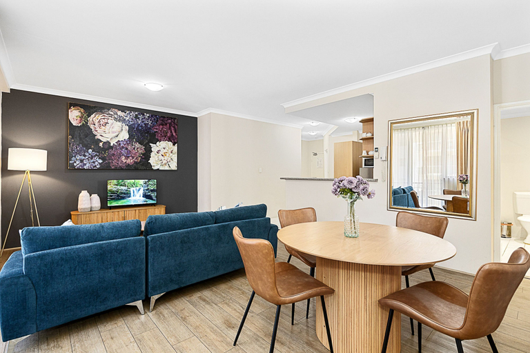 Room 2, 2bdr East Perth Getaway, Perth