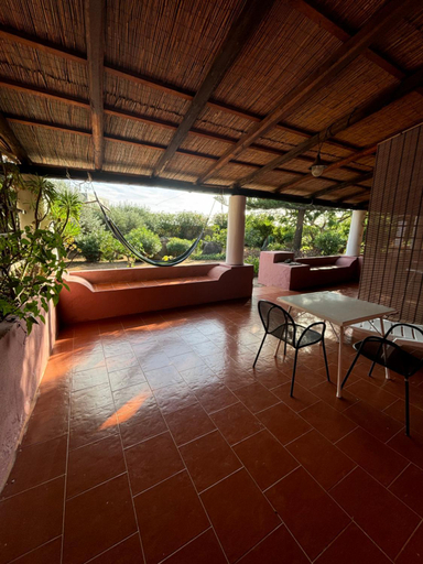Others 5, Villa La Rosa, Messina