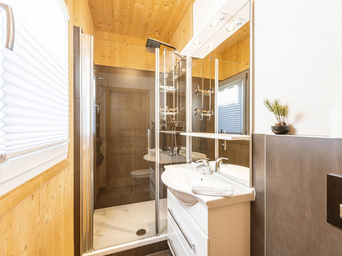 Bathroom 3, Spacious chalet with hot tub, Murau