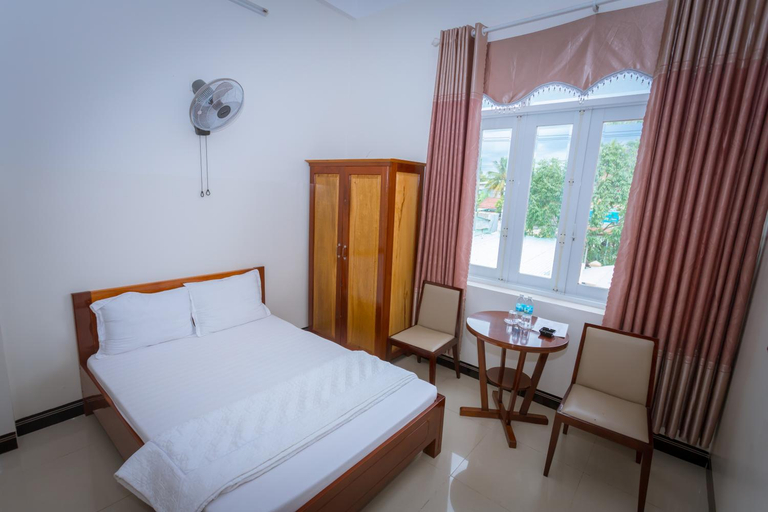 Bedroom 2, Khach San Son Ha, Sa Thầy
