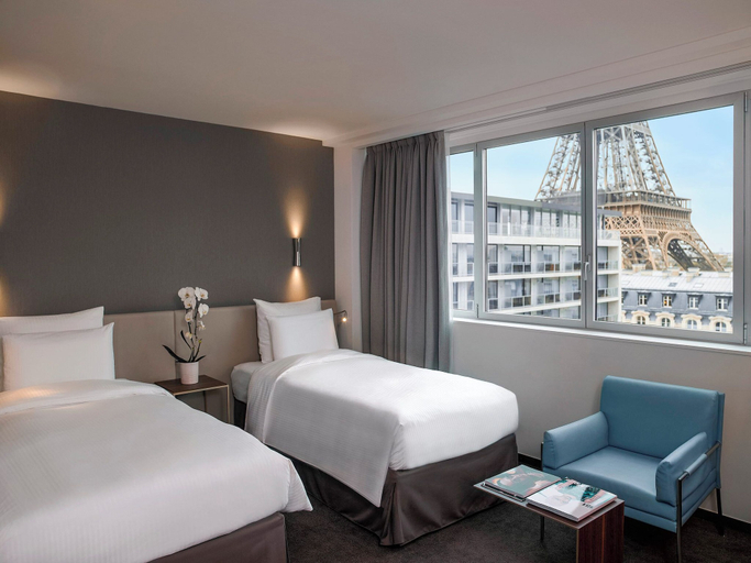 Bedroom 3, Pullman Paris Eiffel Tower, Paris