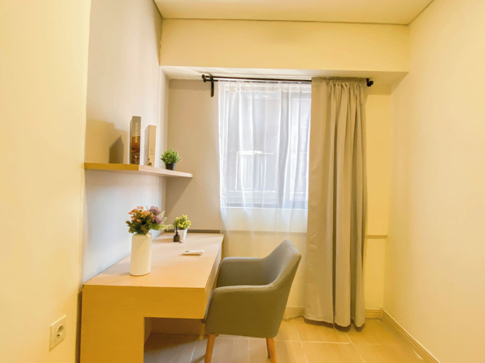 Room 5, Spacious And Cozy 2Br With Extra Room At Meikarta Apartment, Cikarang