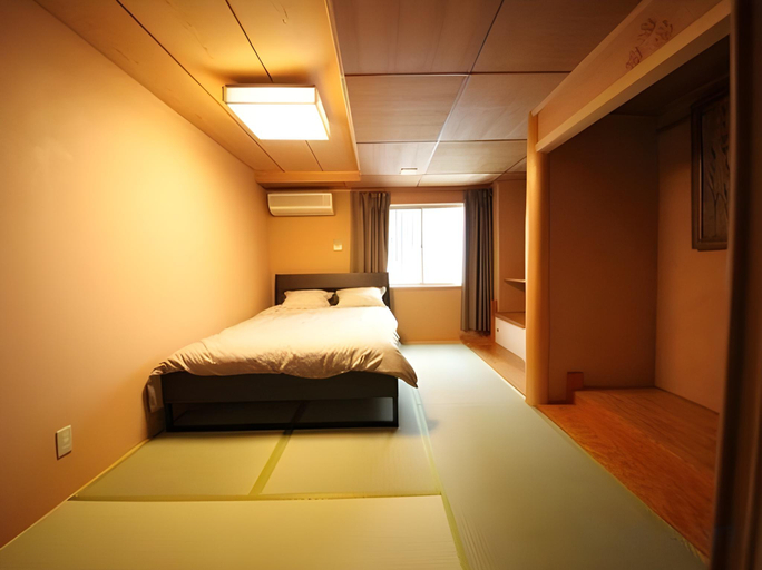 Bedroom 3, Tokyo House Inn, Shinjuku