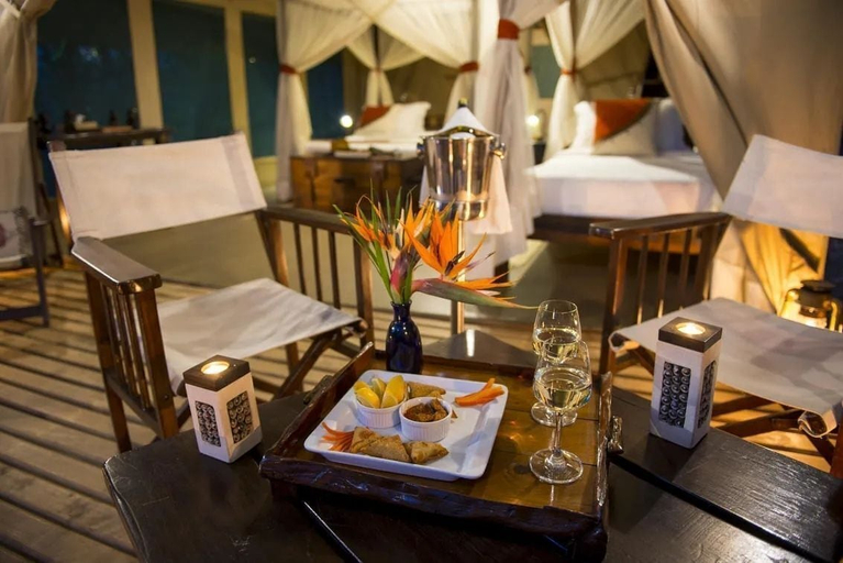 In-room dining 2, Soroi Mara Bush Camp, Narok West