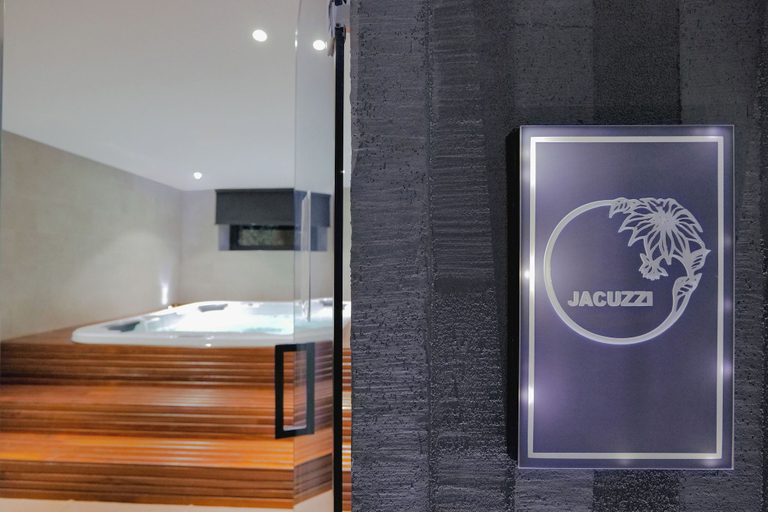 Bathroom 4, Hotel Saranda Butrinti, Affiliated by Meliá, Sarandës