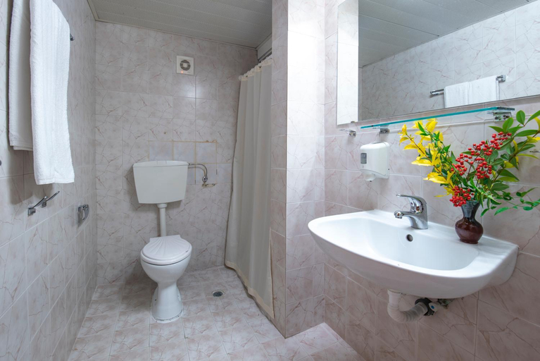 Bathroom, Iskar, Nesebar