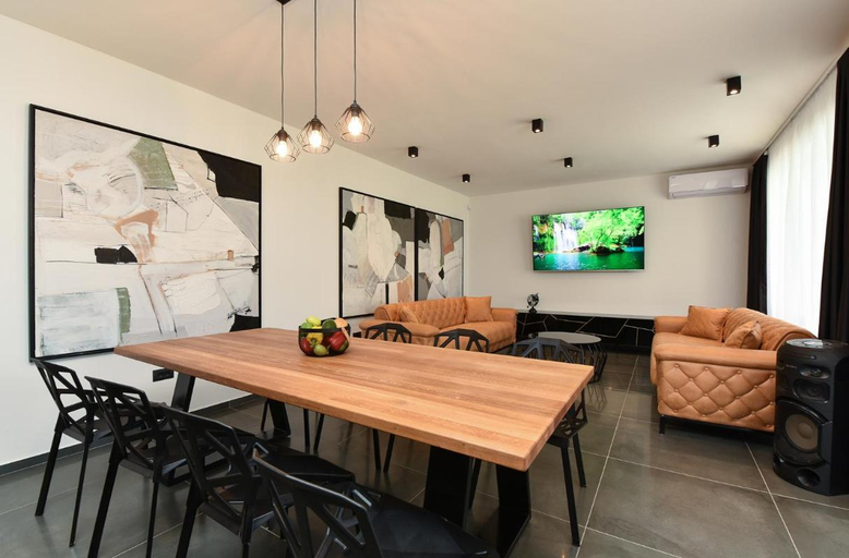 Public areas 4, Spacious villa with pool and garden in Stokovci, Svetvinčenat