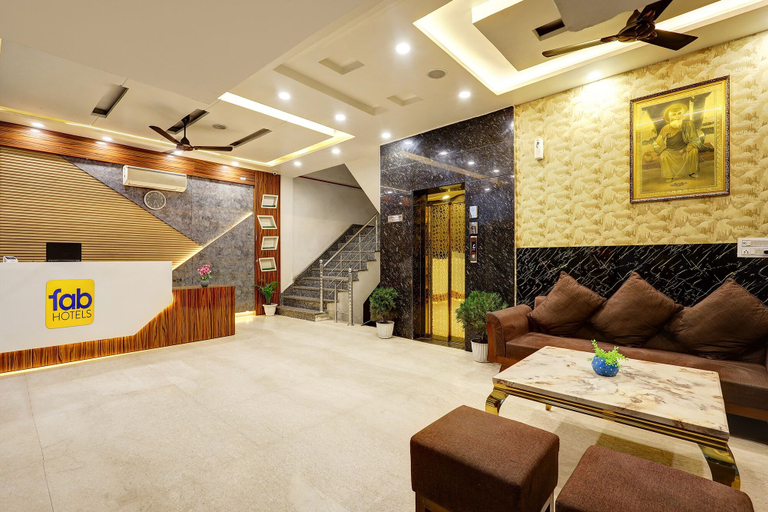 Reception 2, Fabhotel Church View, Delhi