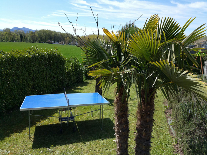 Others 3, Comfortable villa with swimming pool, Gard