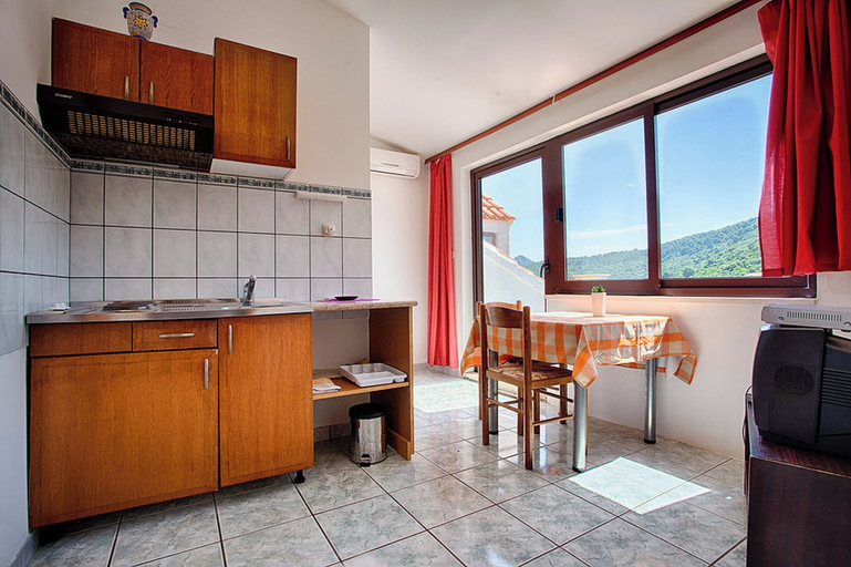 Others 5, Apartments Malo Lago, Lastovo