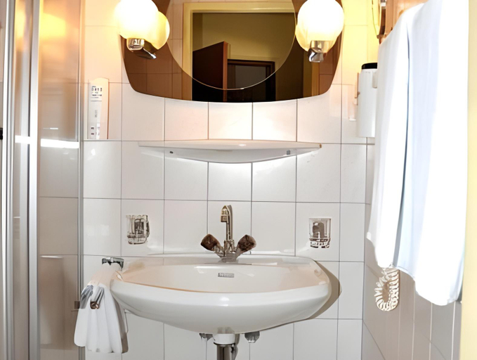 Bathroom, Hotel Schilcherlandhof, Deutschlandsberg