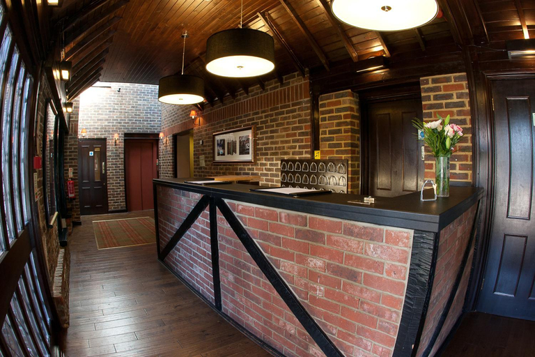 Public Area 2, Stirrups Hotel, Bracknell Forest