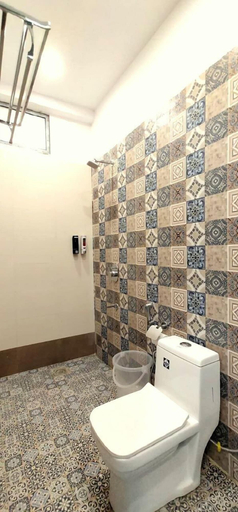 Bathroom 2, Kunj - By Shivaneel Hospitality, Ajmer