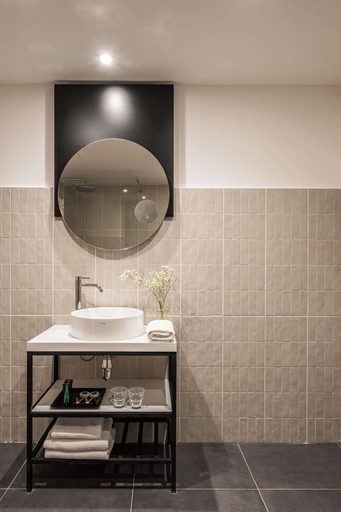 Bathroom 5, Cavalieri Hotel Malta, a member of Radisson Individuals, St Julian's