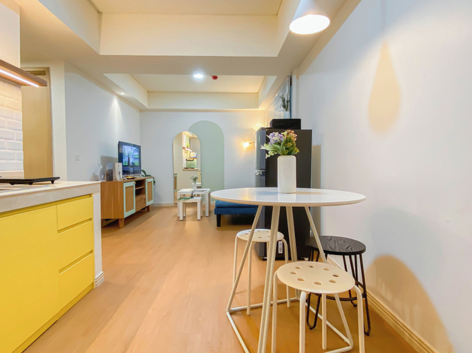 Interior, Homey And Comfort Living 2Br At Meikarta Apartment, Cikarang