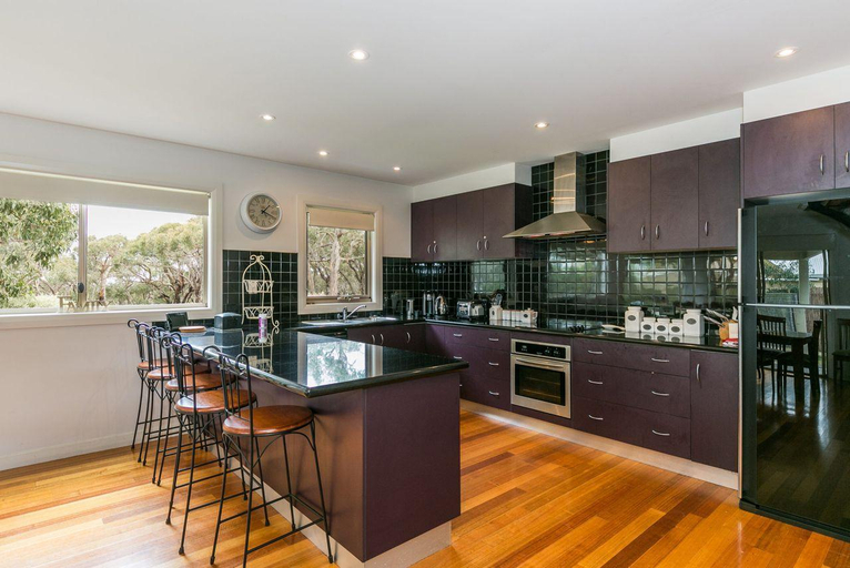 Others 4, Haven On Harvey, Surf Coast - West